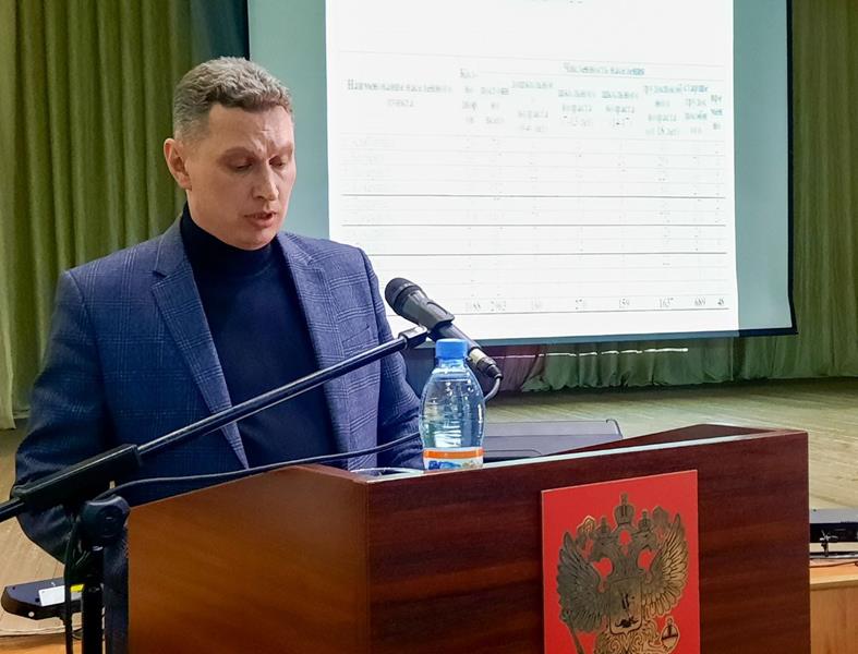 Отчитался о проделанной работе за 2022 год начальник Проскоковского территориального управления Артем Попов