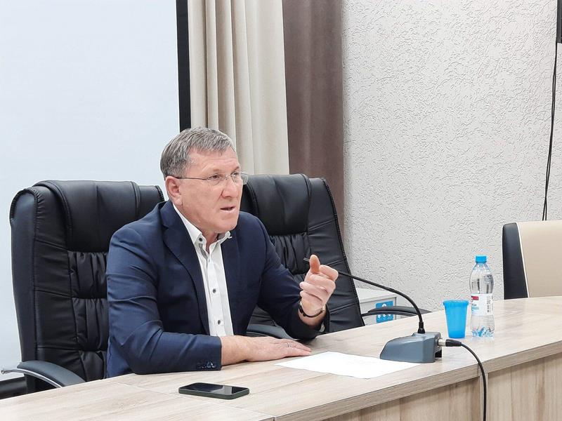 Глава округа Дадаш Дадашов встретился с многодетными семьями