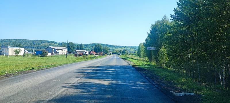 На территории Юргинского муниципального округа продолжаются работы по ремонту и отсыпке дорог