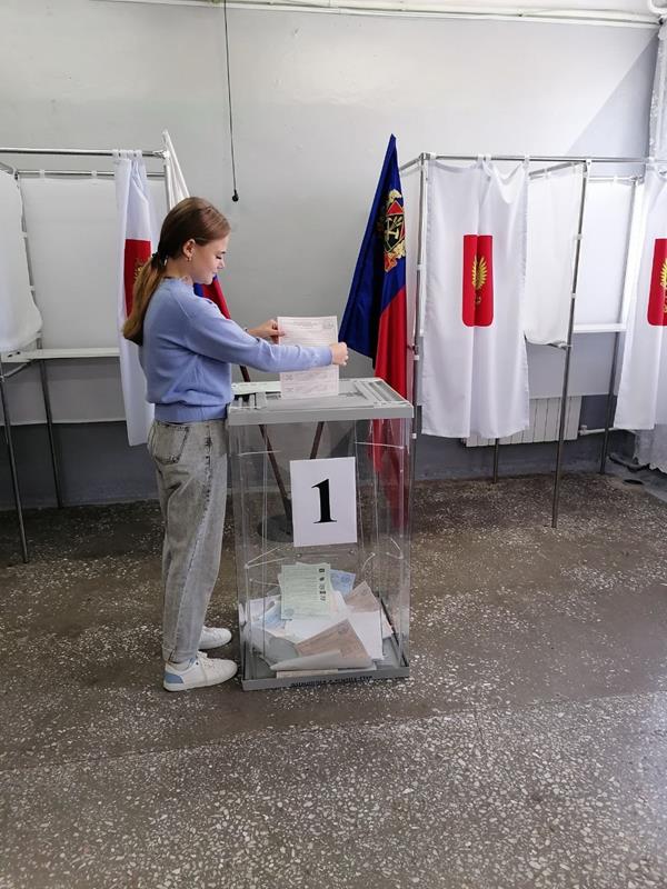 В выборах приняли участие избиратели голосующие впервые