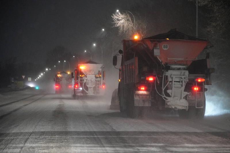 Илья Середюк: в этом году расширим территорию использования новых противогололедных реактивов