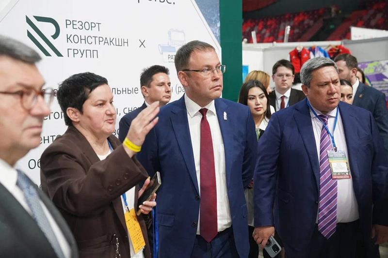 Губернатор Илья Середюк возглавил делегацию Кузбасса на Форуме туристических территорий в Москве