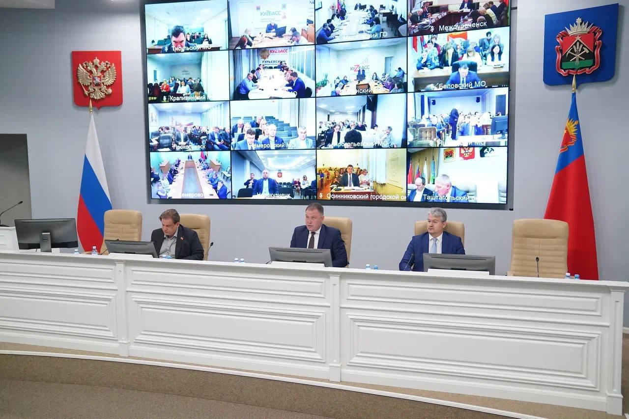 Илья Середюк: в Кузбассе собрали на 400 тысяч тонн зерна больше, чем в прошлом году