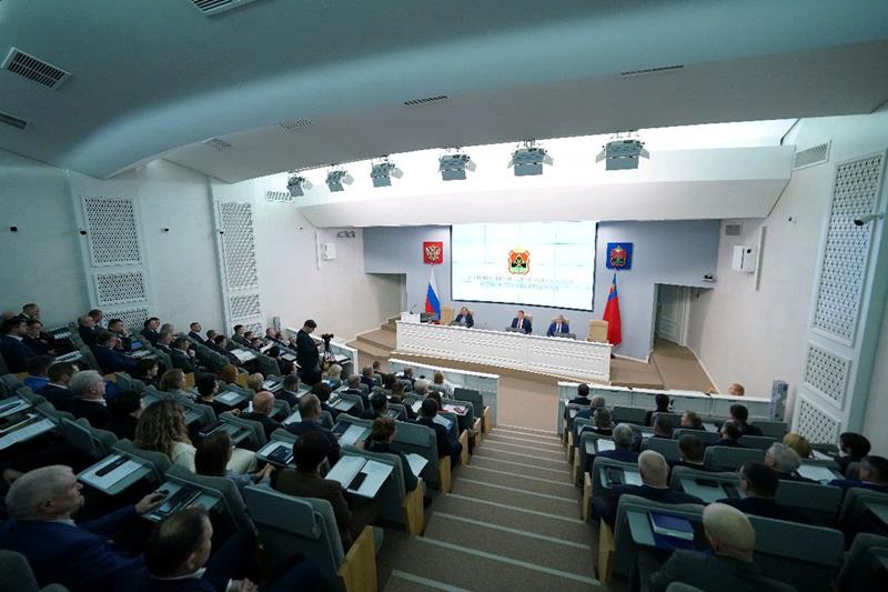 Илья Середюк поручил учреждениям культуры актуализировать программы для молодежи