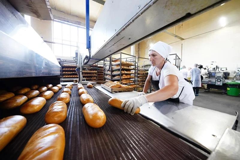 Кузбасские производители наращивают поставки продовольствия в торговые сети региона